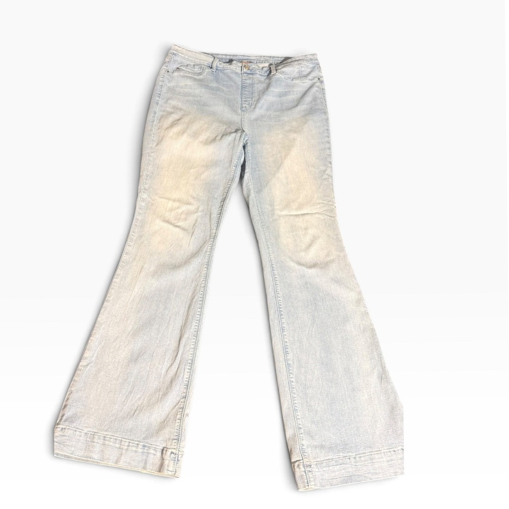 Laurie Felt Silky Denim Flare Jeans 1X Tall Light Wash Wide Hem Pockets